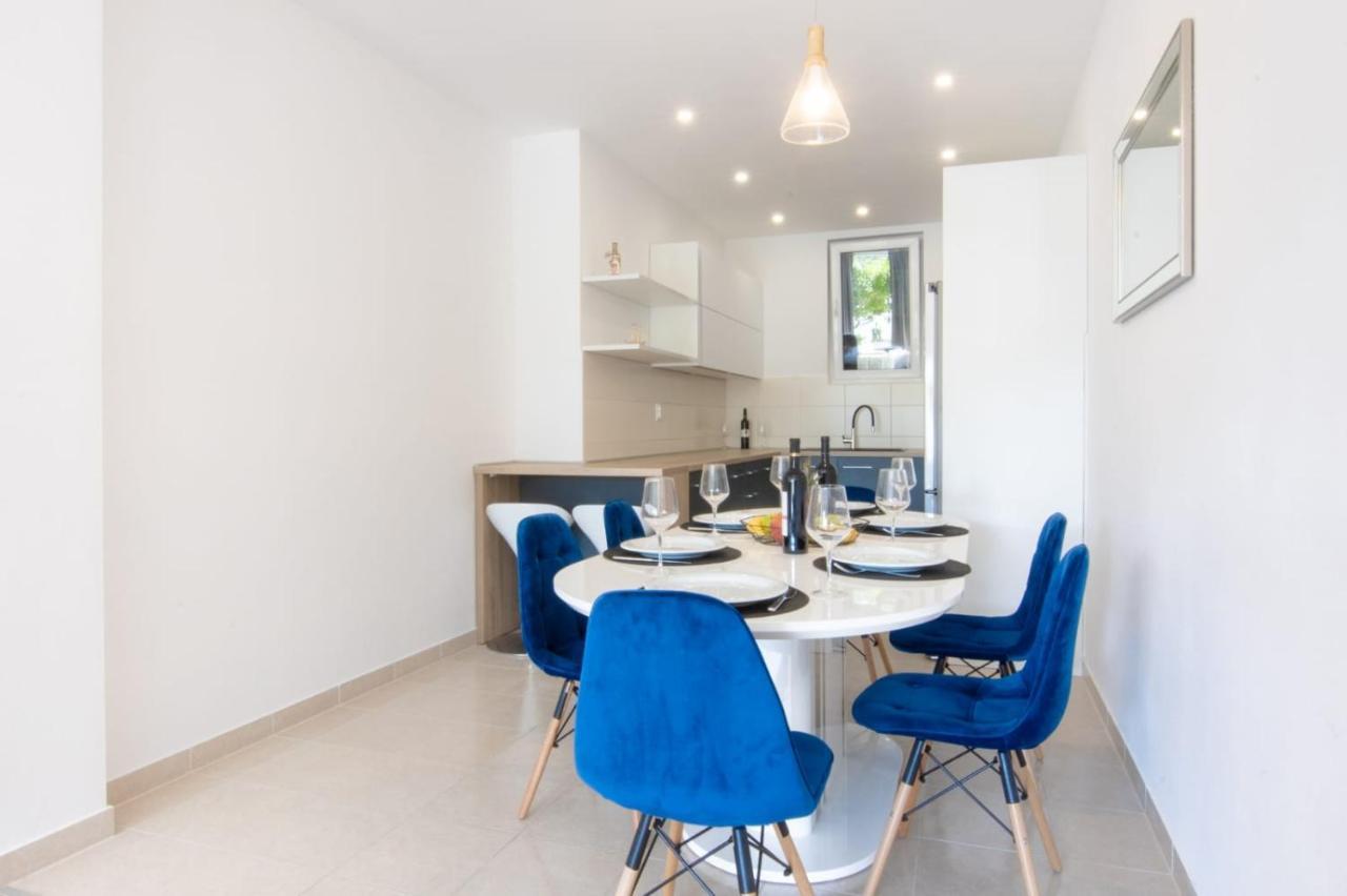 מאקרסקה Apartment Cvita Free Beach Parking מראה חיצוני תמונה